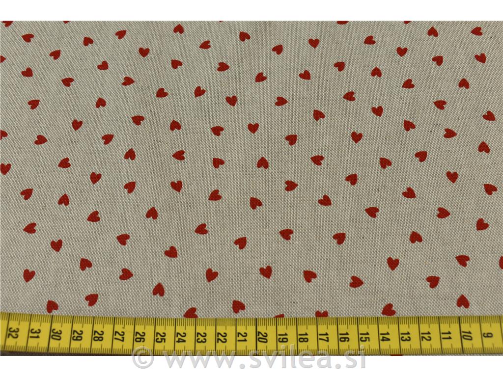 Dekorativno blago - rdeči drobni srčki na natur