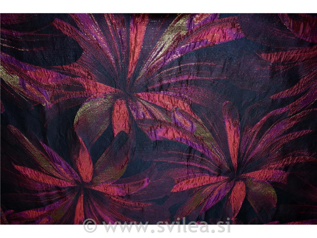Jacquard - veliki bordo-ciklam-zlati cvetovi na črni