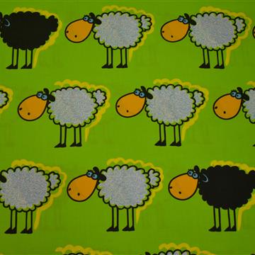 Bombažno platno - ovčke na živo zeleni osnovi